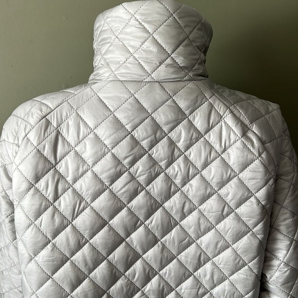 BCBG MAXARIA jacket - Picture 5 of 10